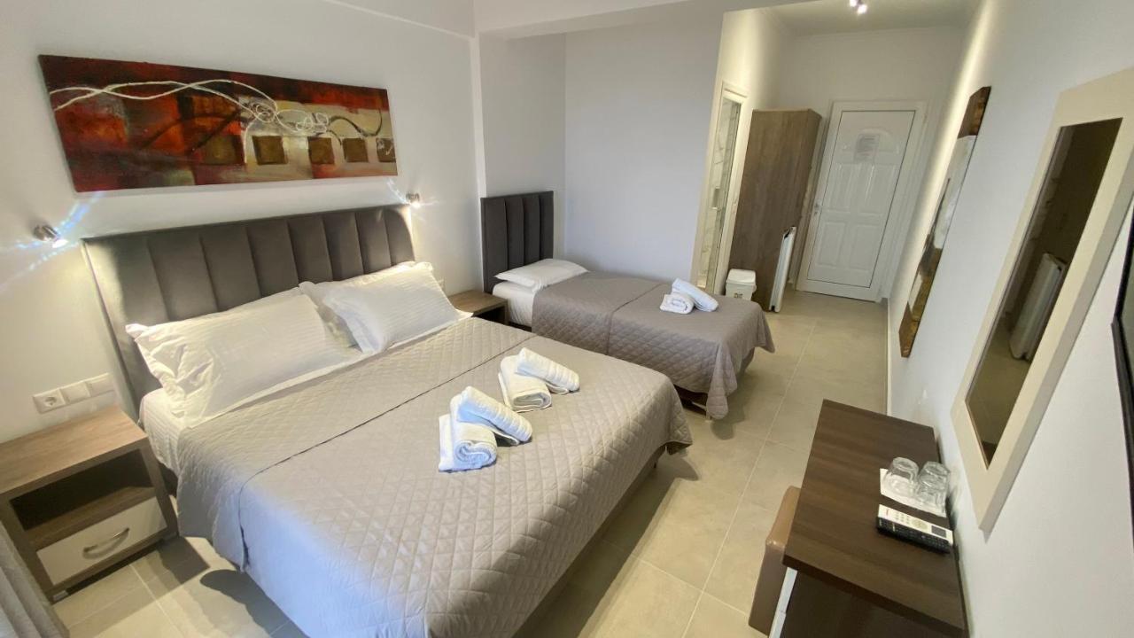 Vangjelis Hotel Himare Esterno foto
