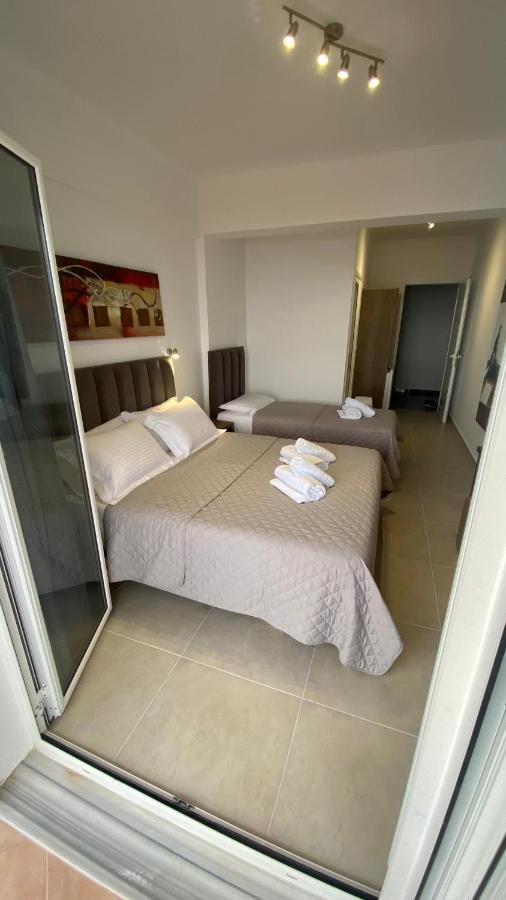 Vangjelis Hotel Himare Esterno foto