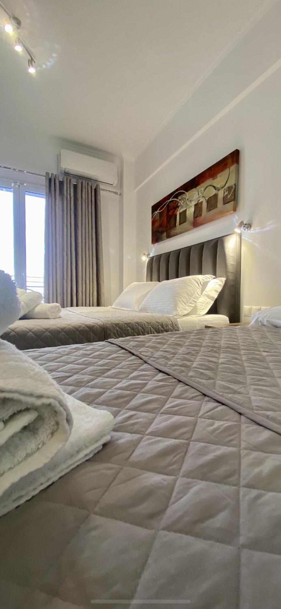 Vangjelis Hotel Himare Esterno foto