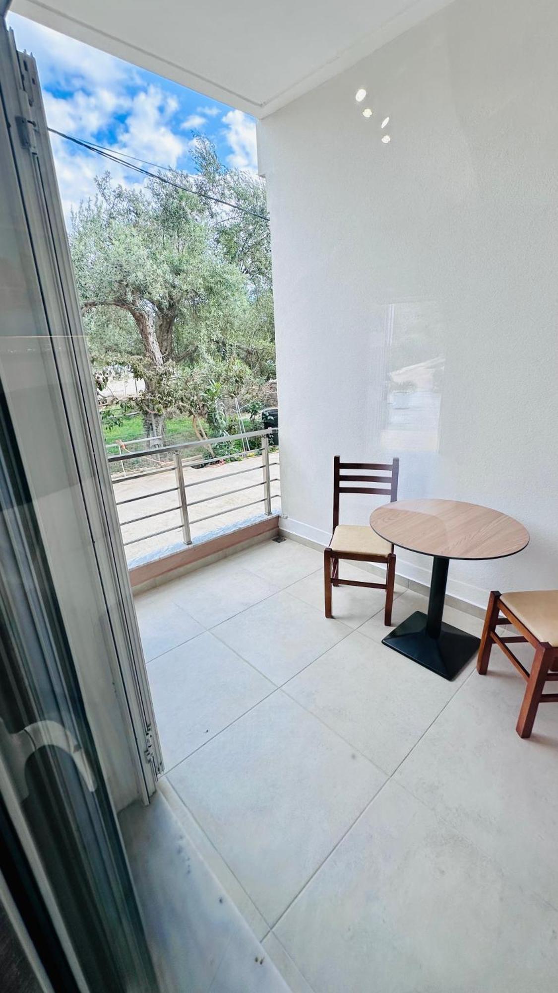 Vangjelis Hotel Himare Esterno foto