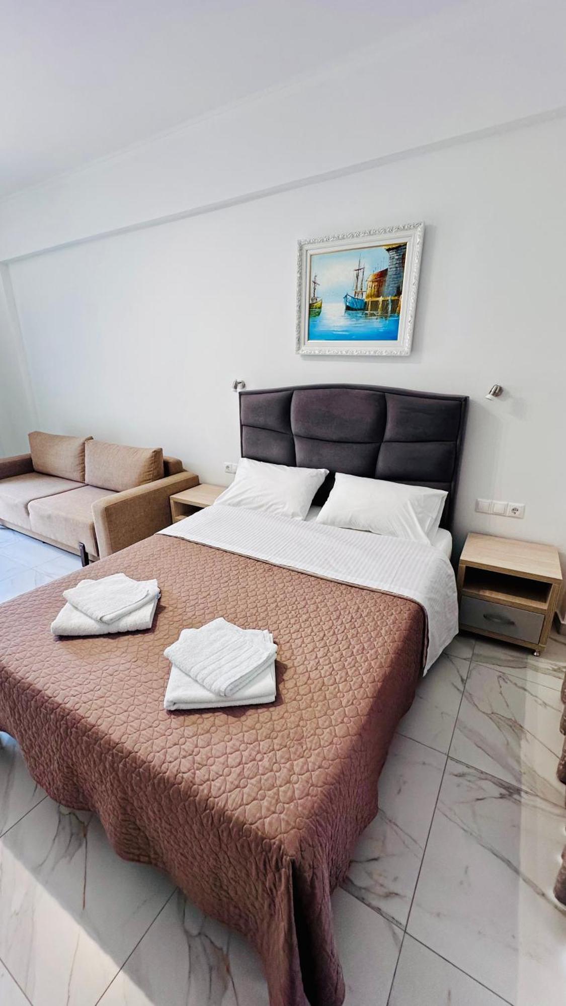 Vangjelis Hotel Himare Esterno foto